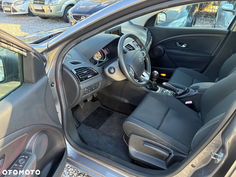 Renault Megane 1.6 16V 110 Dynamique - 7