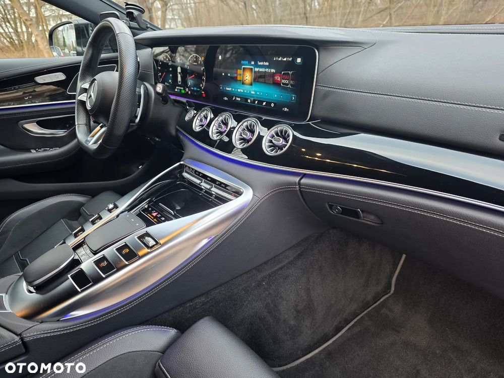 Mercedes-Benz AMG GT - 18