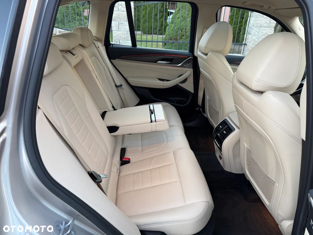 BMW iX3 Inspiring - 27
