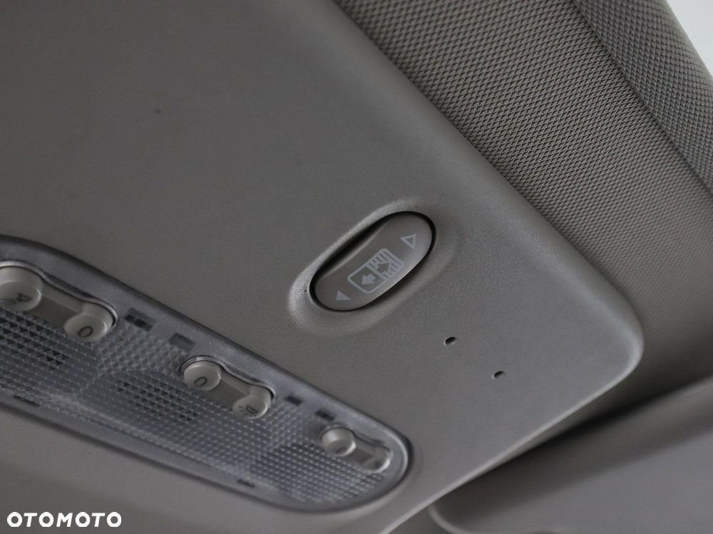 Nissan Qashqai 1.3 DIG-T N-Connecta DCT - 33