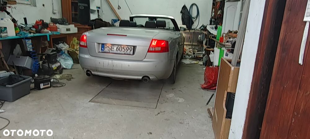 Audi A4 Cabrio 2.4 Multitronic - 10