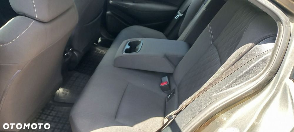 Toyota Corolla - 9