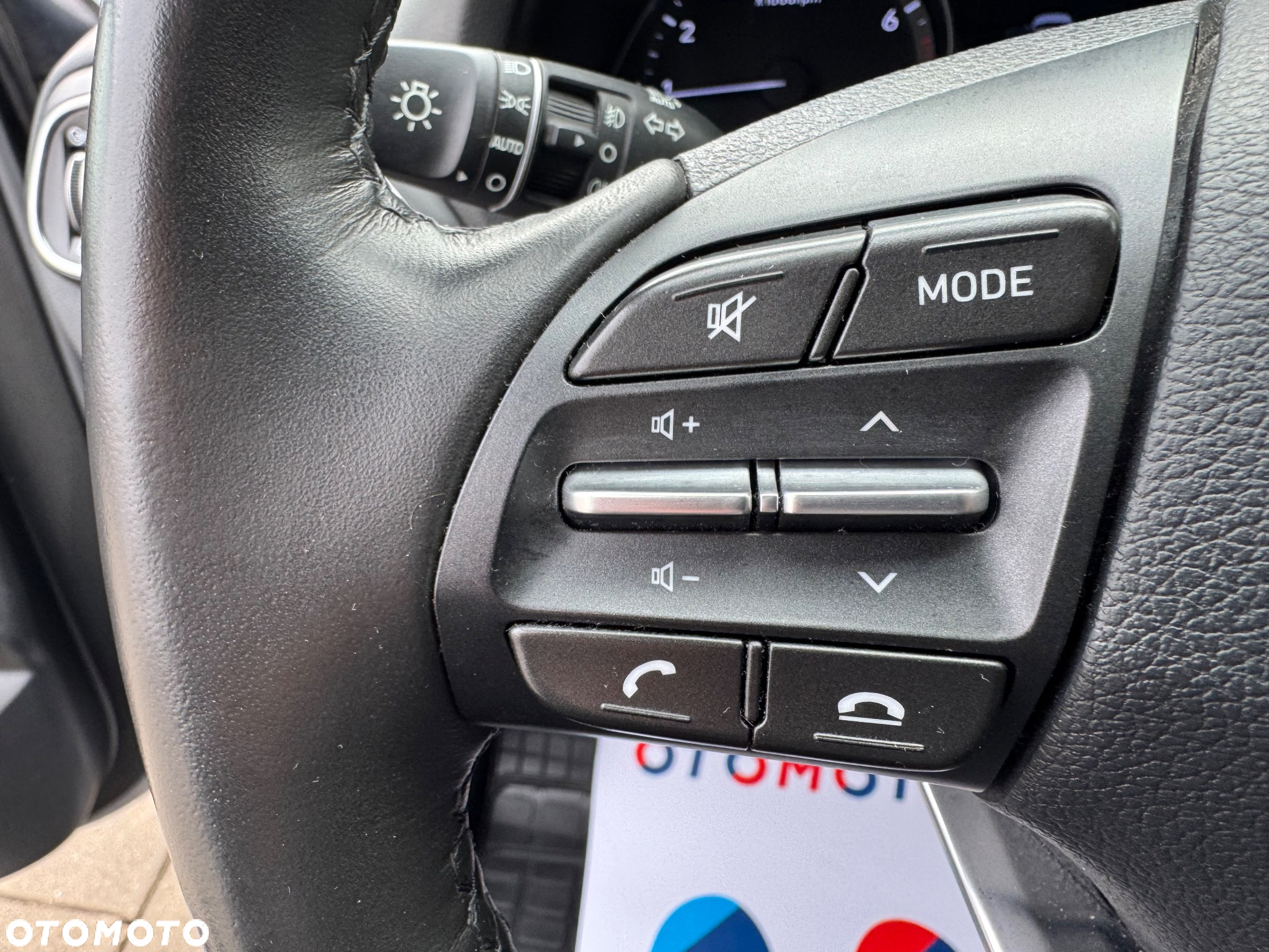 Hyundai i30 1.5 DPI Classic + - 13