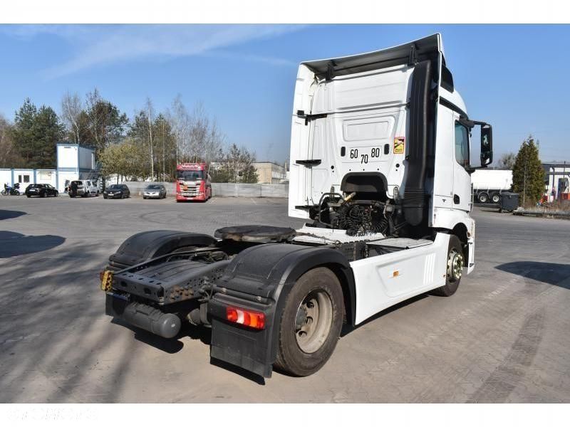 Mercedes-Benz Actros - 5