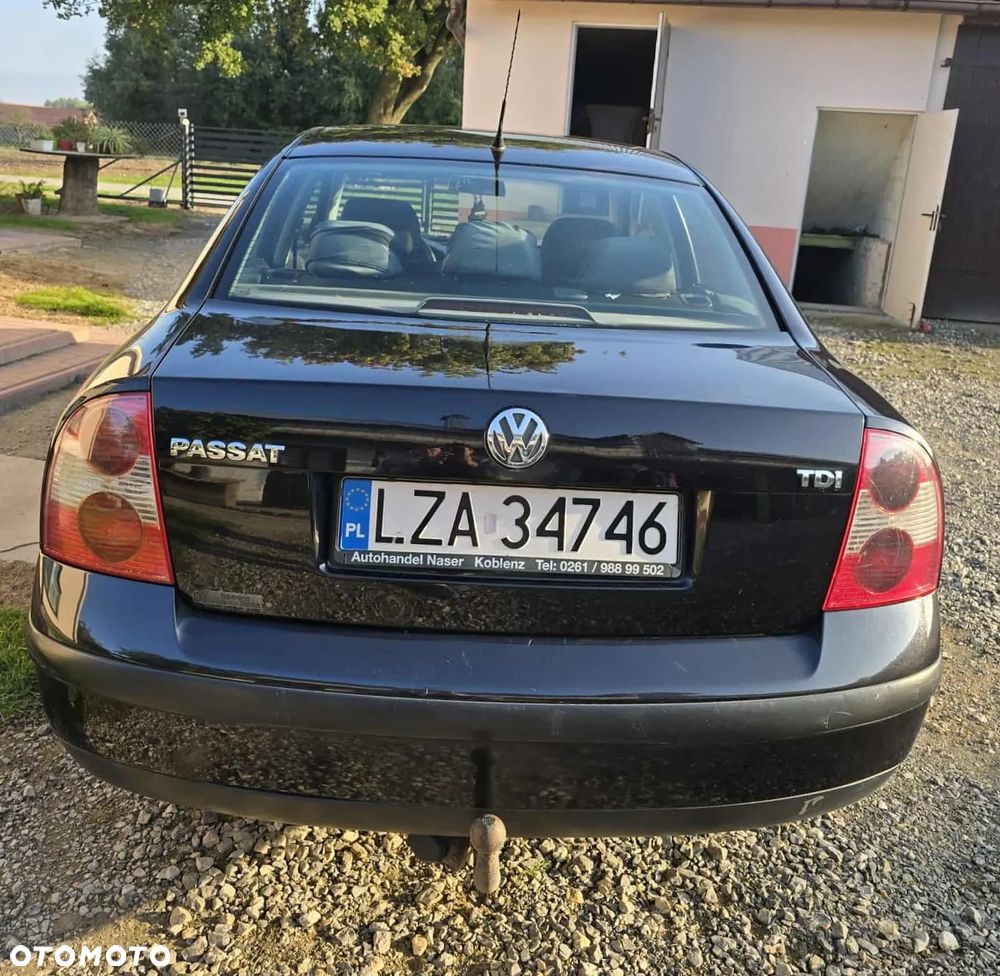 Volkswagen Passat - 3