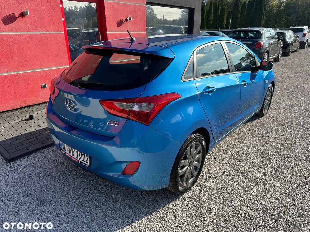 Hyundai i30 1.4 BlueDrive Classic + - 2