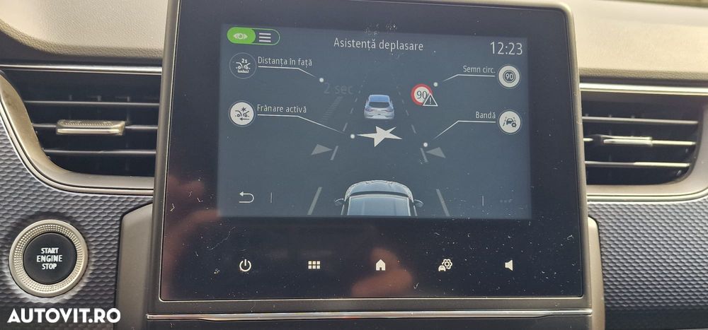 Renault Arkana E-TECH 145 Evolution - 13