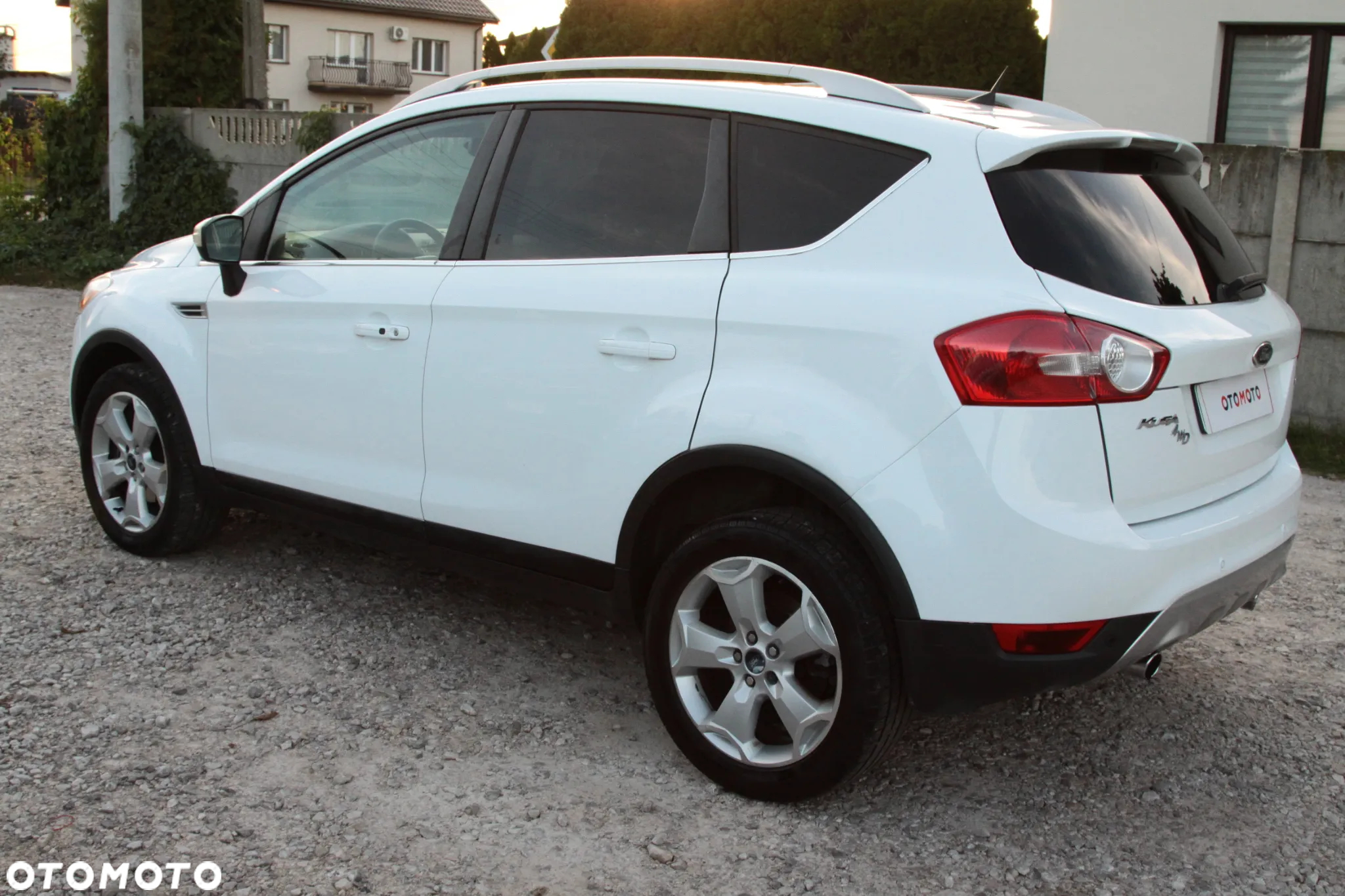 Ford Kuga 2.0 TDCi 4x4 Titanium - 8