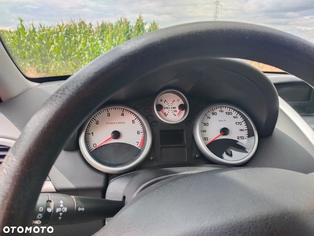 Peugeot 207 1.4 Presence - 7