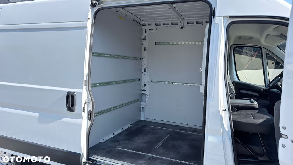 Opel MOVANO - 13