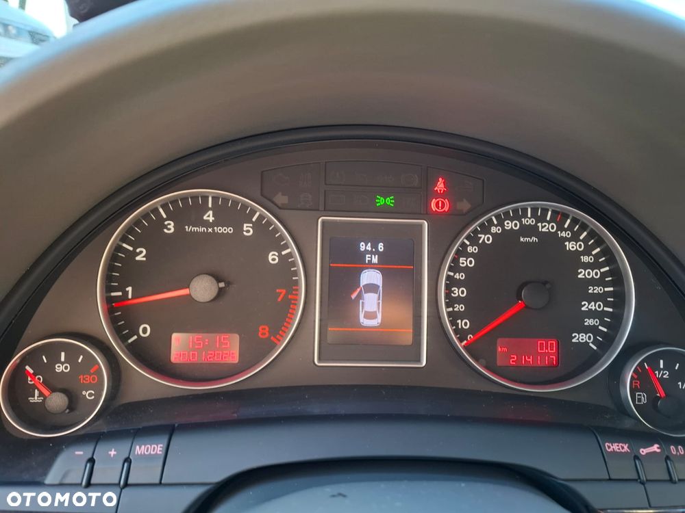 Audi A4 Limousine 2.0 T FSI quattro - 21