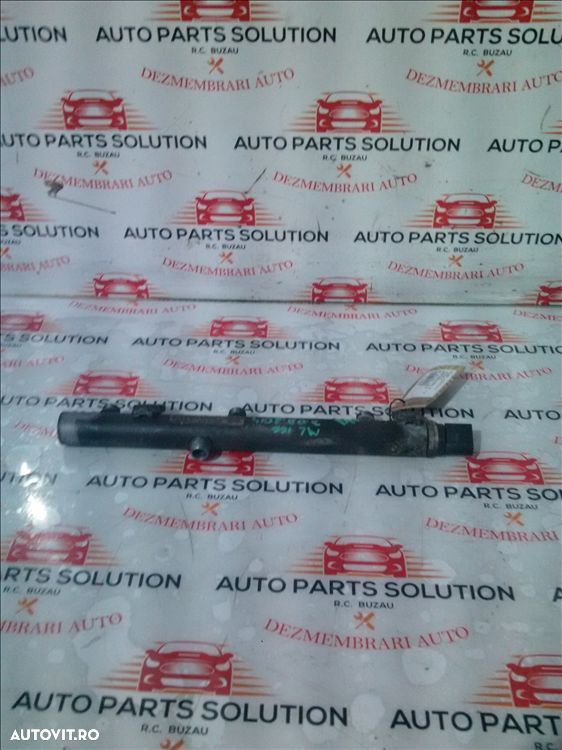 rampa injectoare dreapta mercedes benz ml 3.0 d an fabr. 2014 - 1