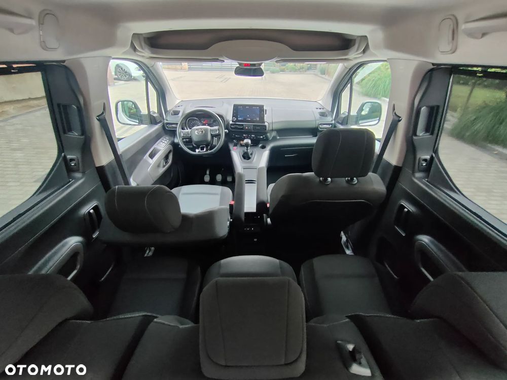 Toyota Proace City Verso 1.2 Turbo L2 Team Deutschland - 12