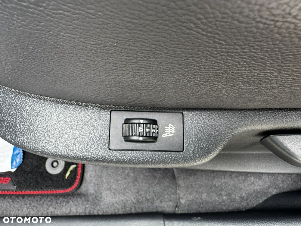 Peugeot 5008 HDI FAP 150 Premium - 23