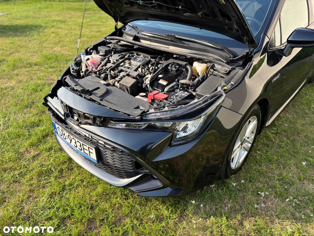 Toyota Corolla 1.8 Hybrid Comfort - 23