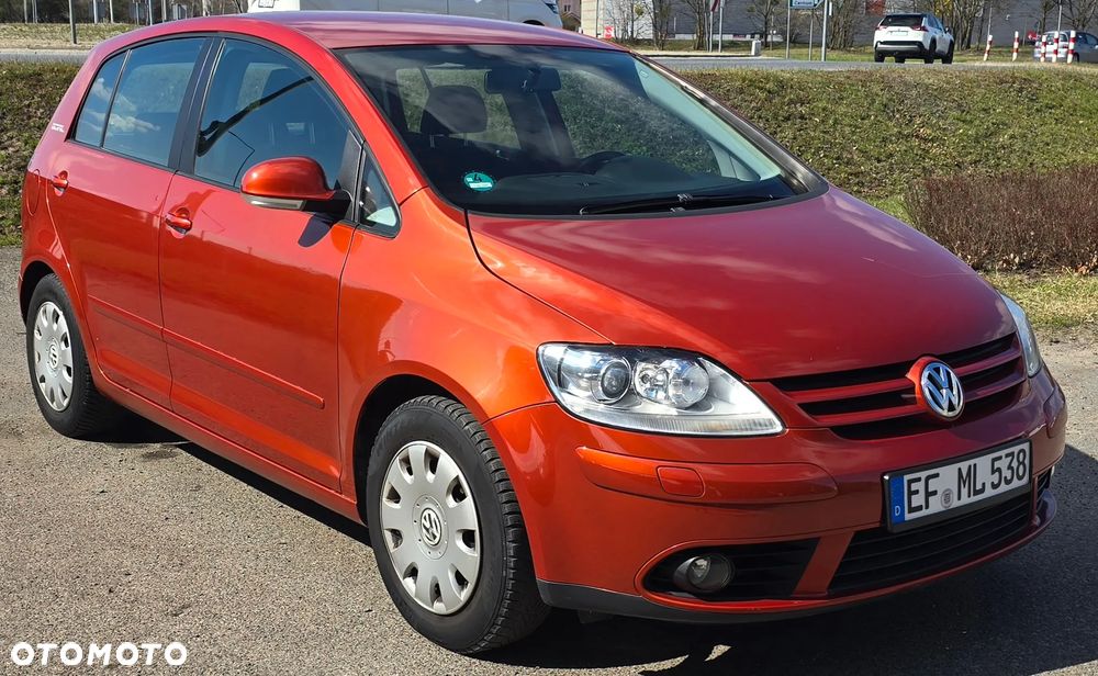 Volkswagen Golf Plus 1.9 TDI DSG Goal - 1