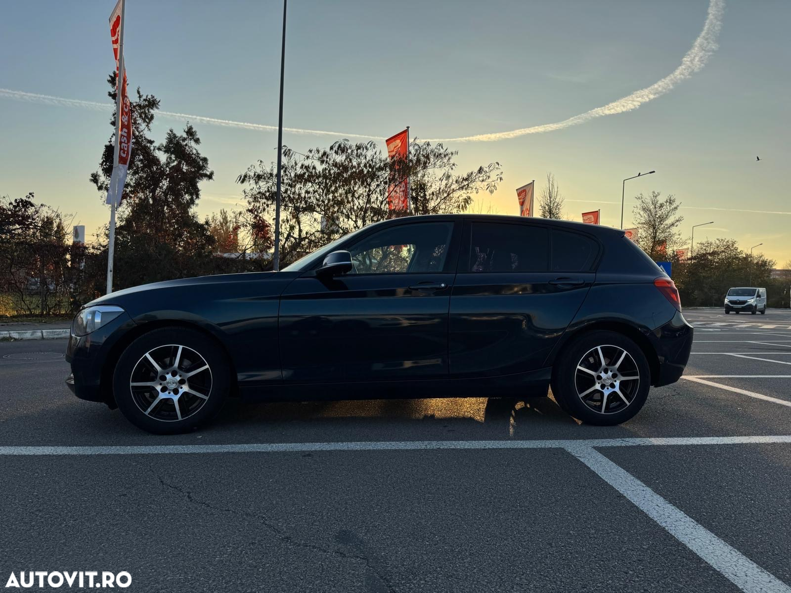 BMW Seria 1 116i - 4