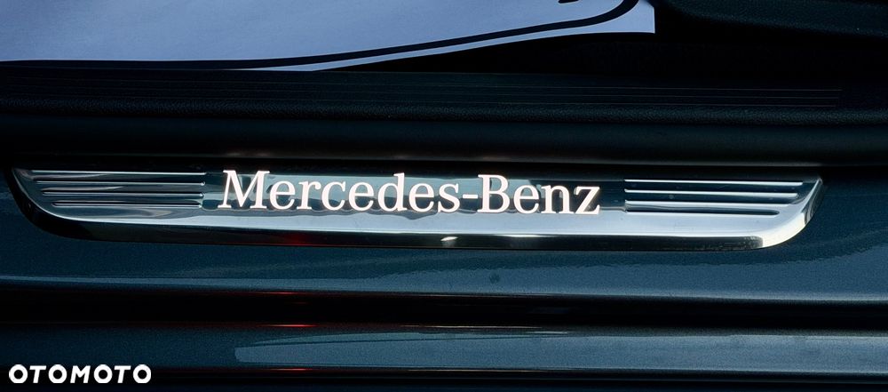 Mercedes-Benz Klasa E 200 AMG - 18