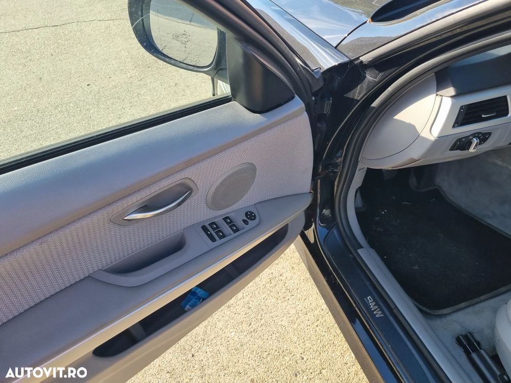 BMW Seria 3 320d xDrive DPF Touring Edition Fleet Sport - 9