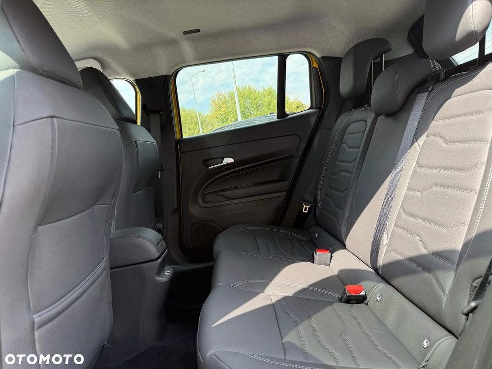 Jeep Avenger 1.2 T3 mHEV Summit FWD eDCT6 - 11