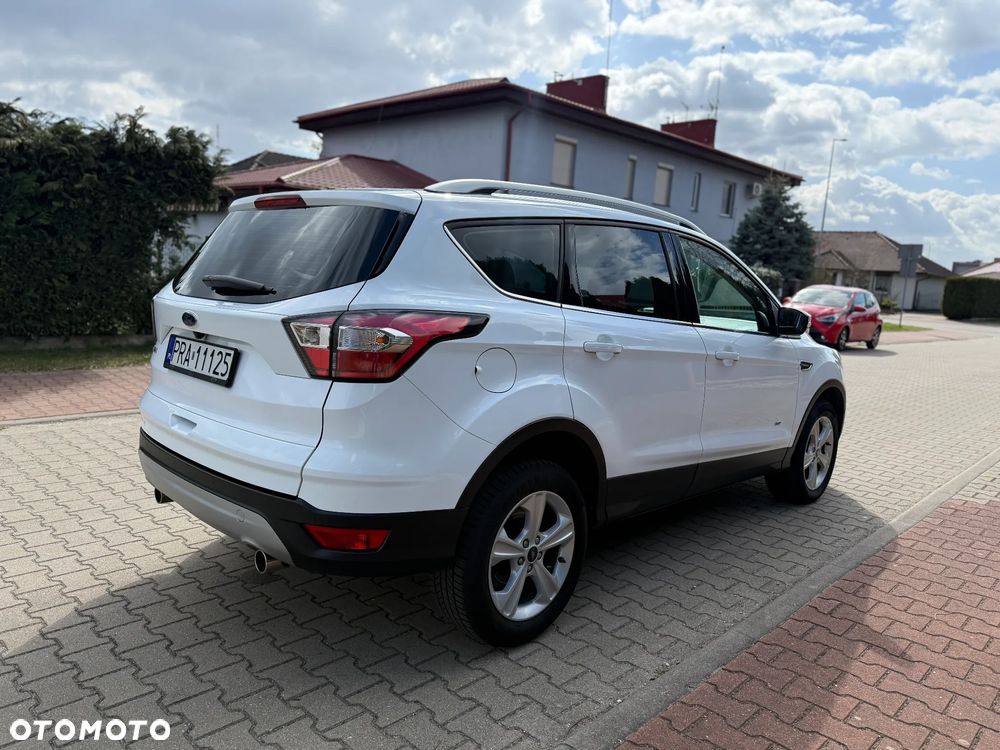 Ford Kuga - 3