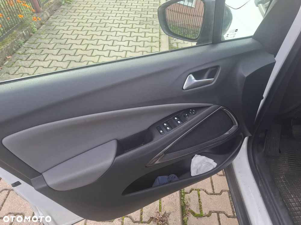 Opel Crossland X - 7