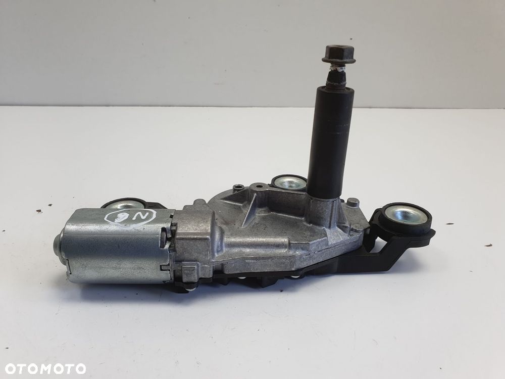 Volvo V60 I V40 II SILNICZEK WYCIERACZEK TYŁ 0390201884 - 15