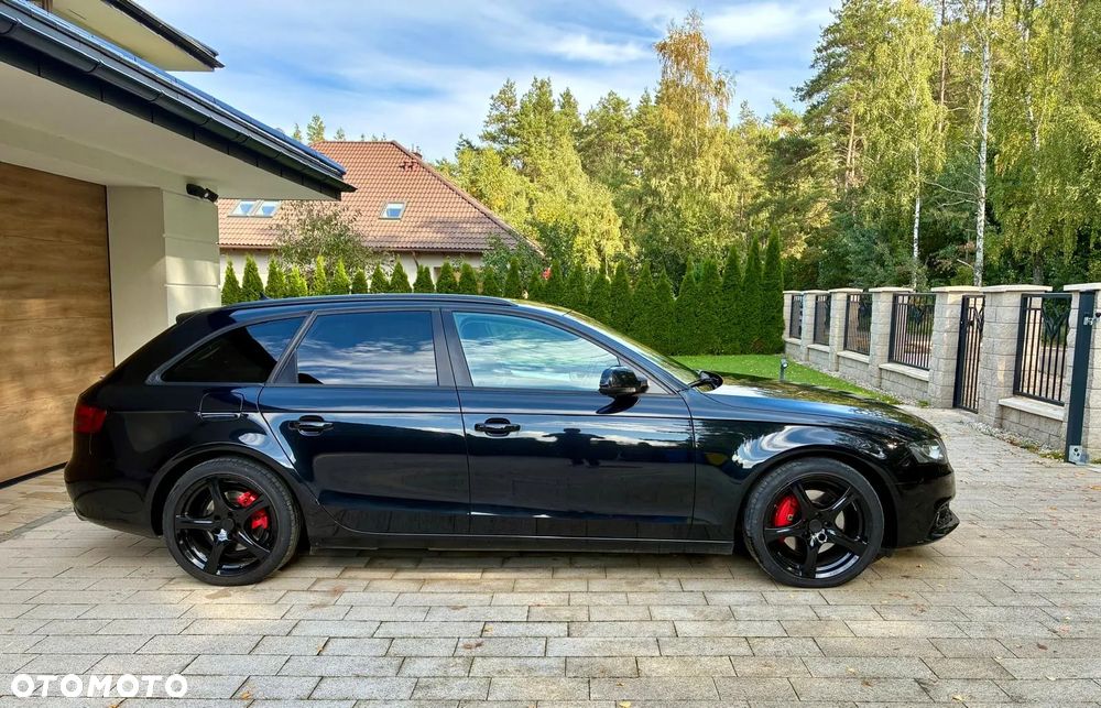 Audi A4 Avant 2011 photo 5