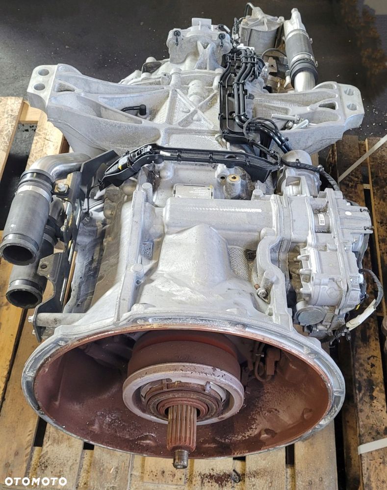 KOMPLETNA SKRZYNIA BIEGÓW + RETARDER MERCEDES ACTROS MP4 G211-12 - 2