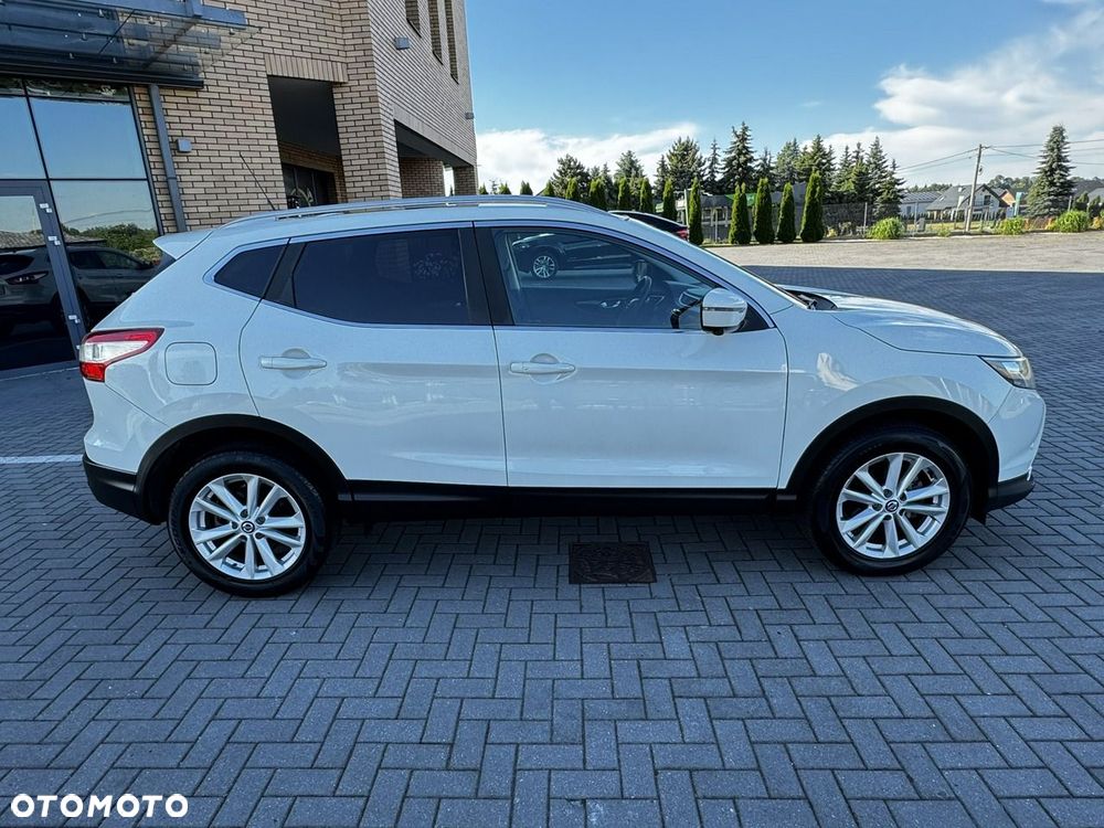 Nissan Qashqai 1.5 dCi TEKNA - 14