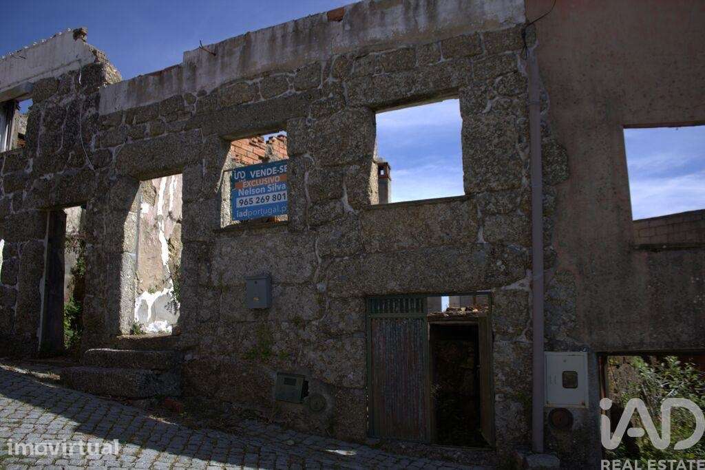 Casa / Villa em Santa Comba Dão e Couto do Mosteiro - Grande imagem: 4/28