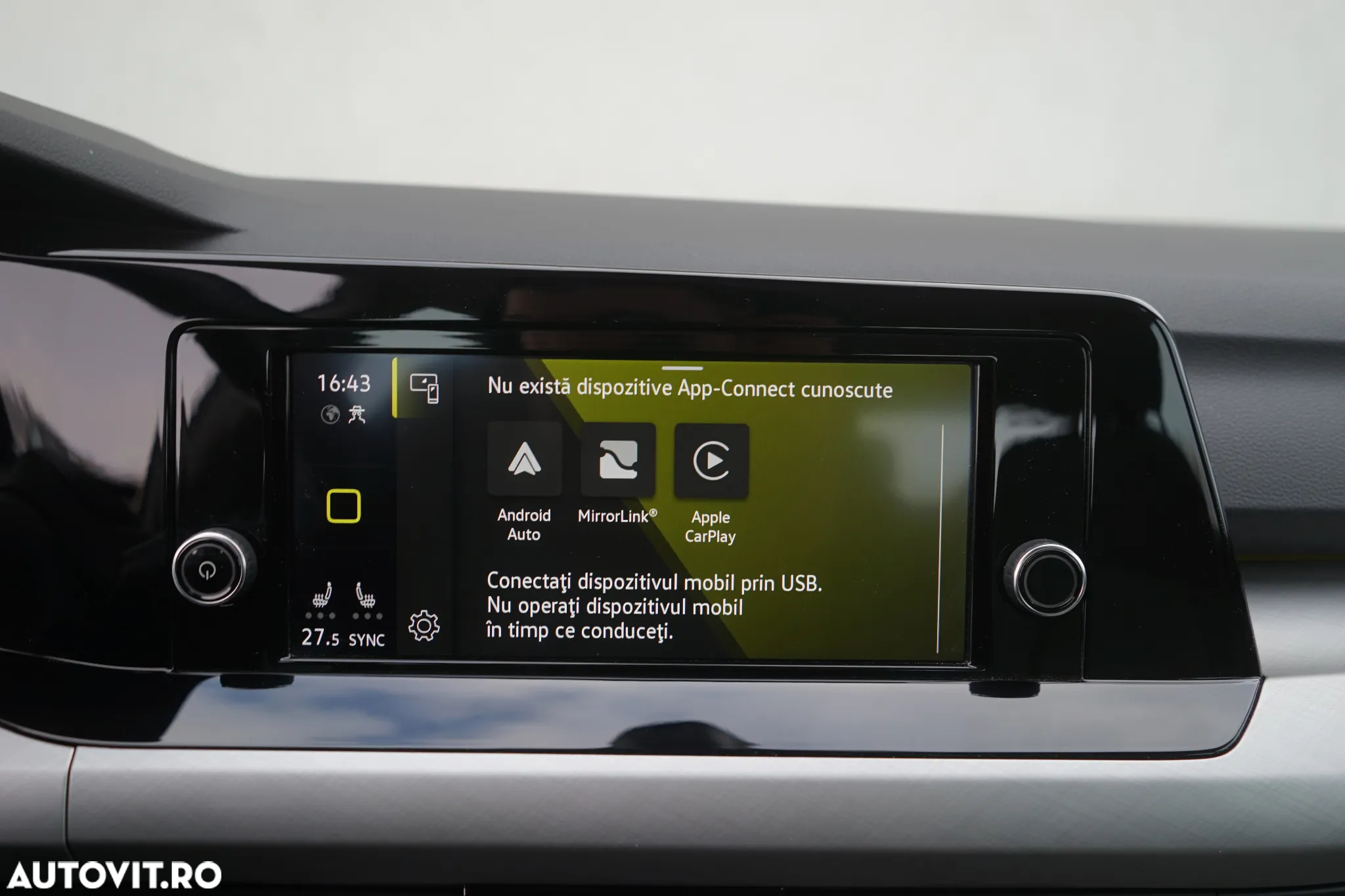 Volkswagen Golf 1.5 eTSI ACT DSG MHEV Life - 21