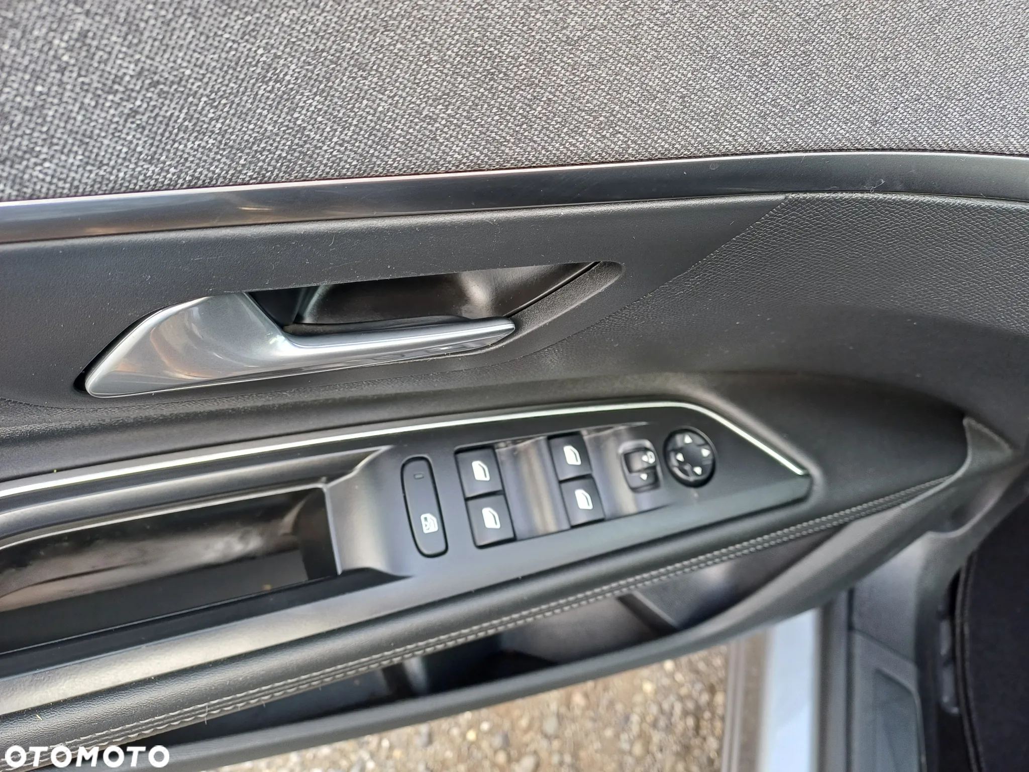 Peugeot 5008 1.2 PureTech Allure S&S - 15
