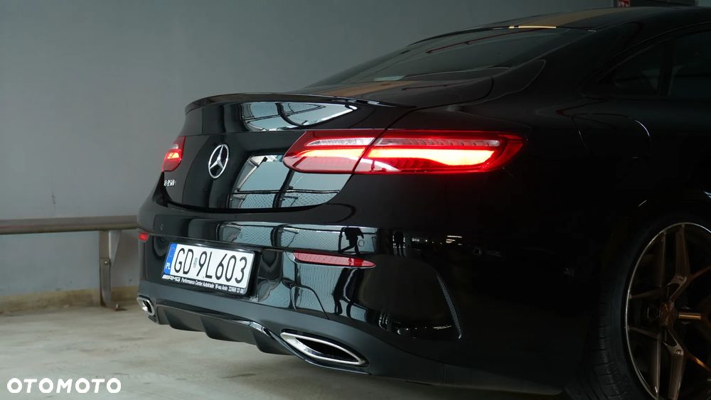 Mercedes-Benz Klasa E 450 4Matic 9G-TRONIC Night Edition - 22