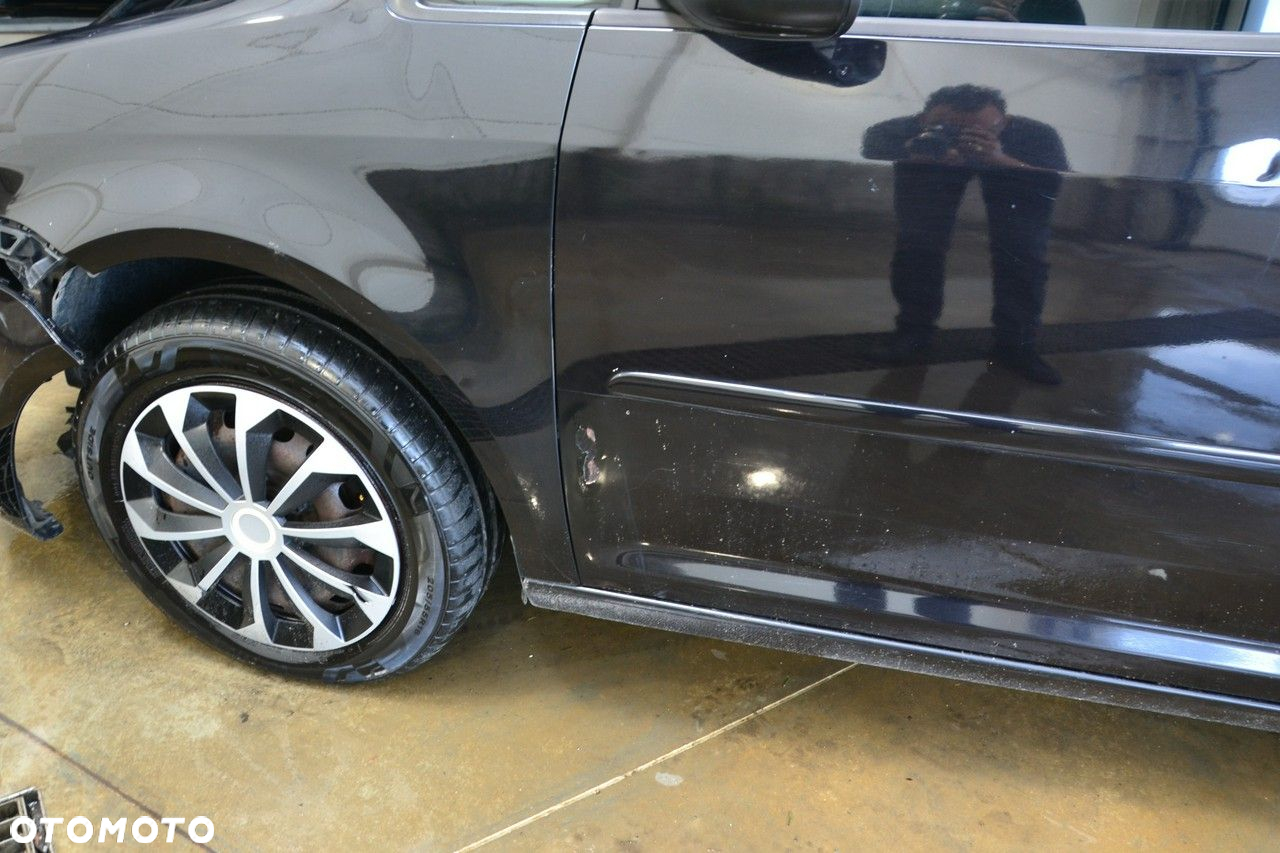 Volkswagen Touran - 15