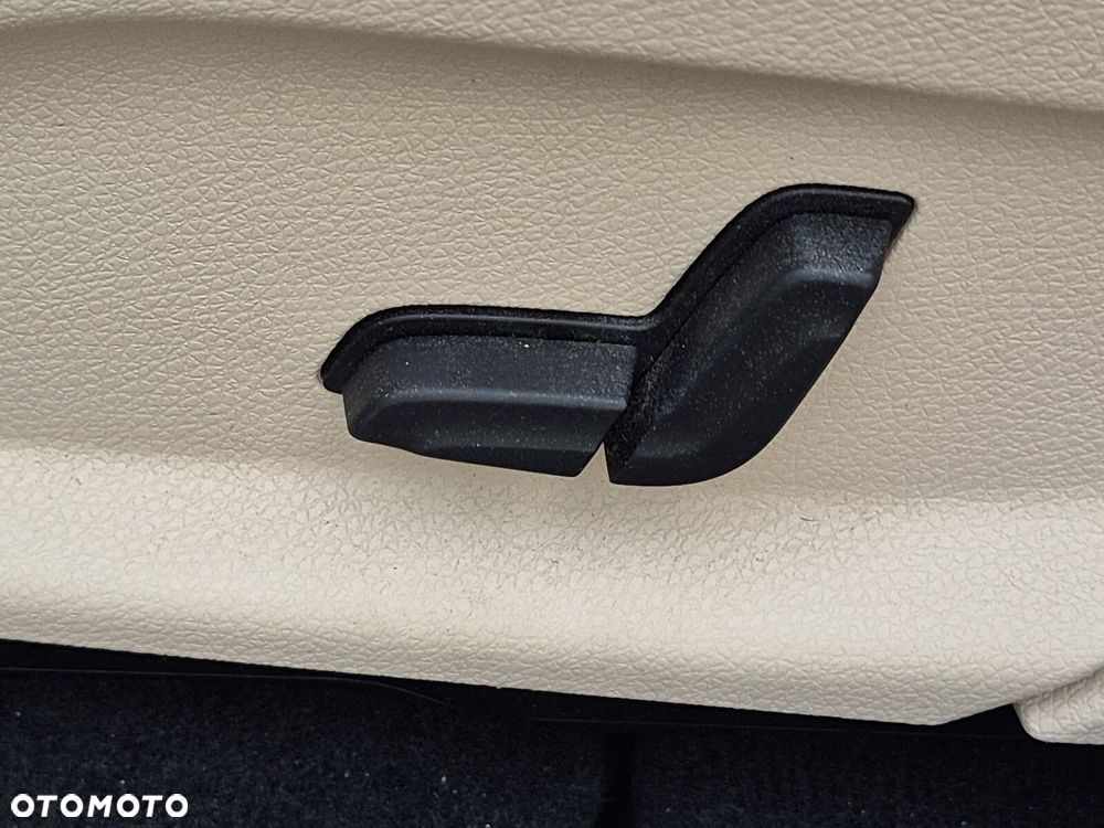 Mercedes-Benz GLC 220 d 4-Matic - 11