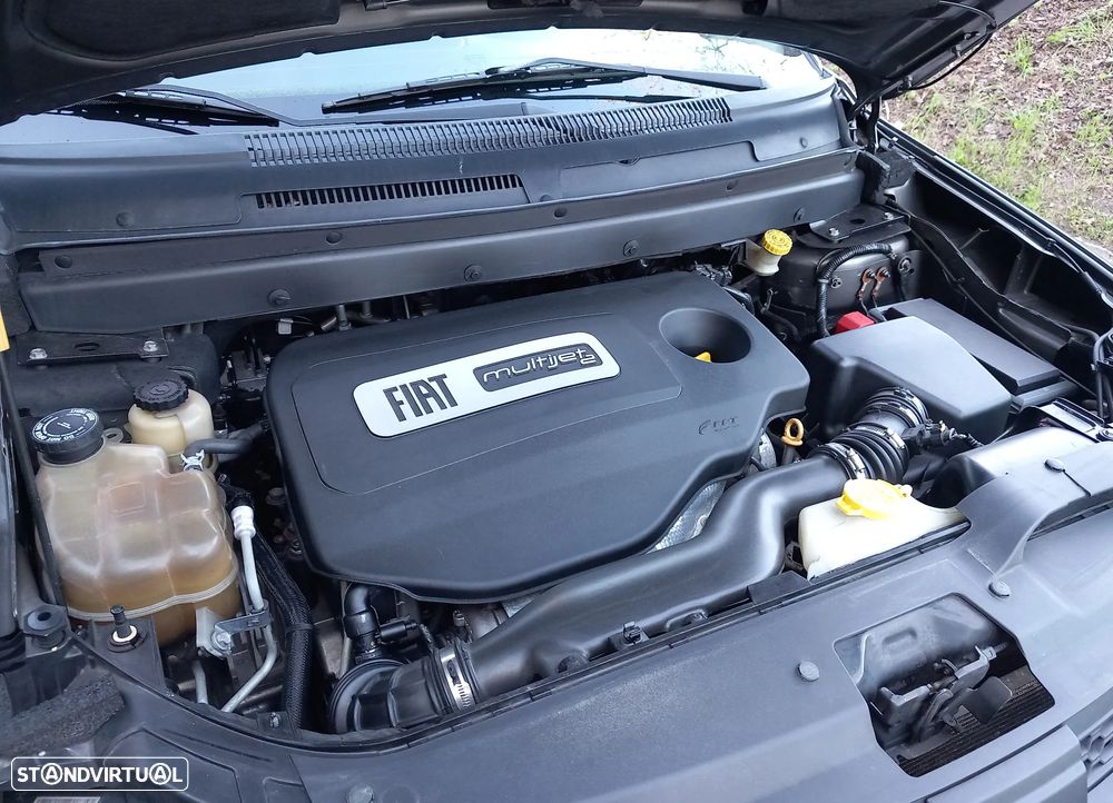 Fiat Freemont 2.0 M-Jet BlackCode - 38