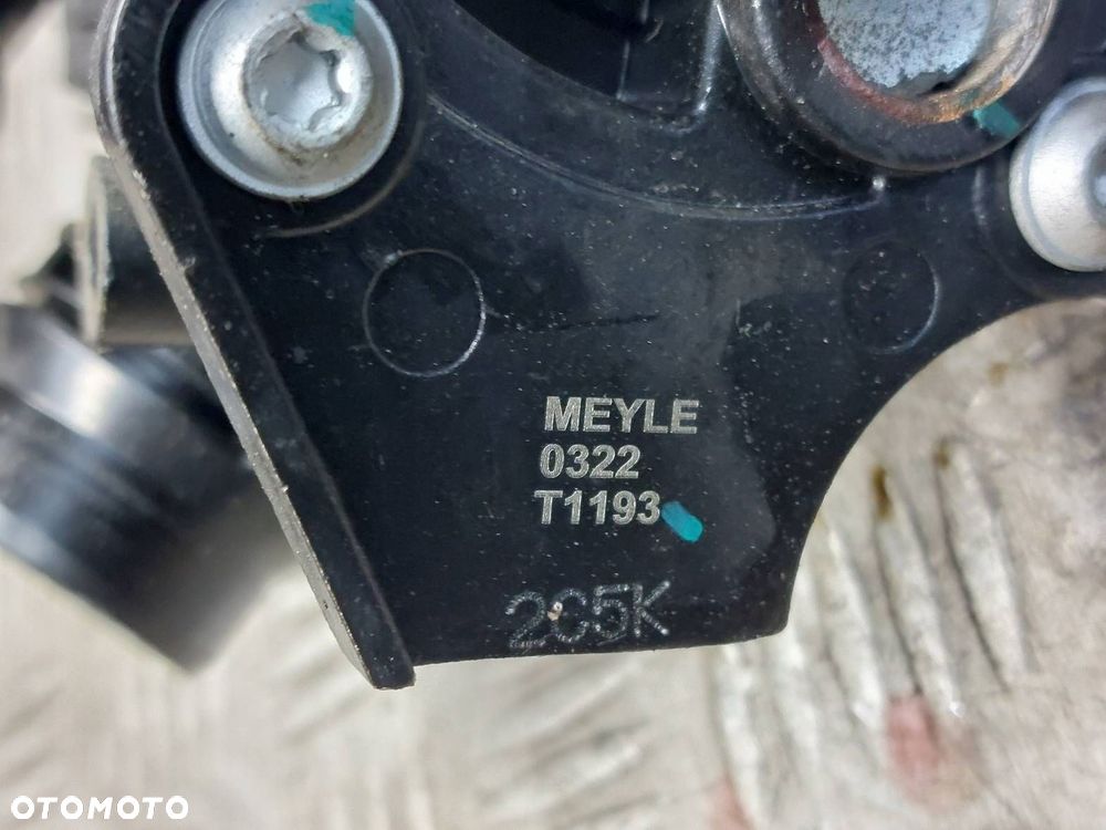 POMPA WODY AUDI A4 B8 1.8 TFSI MEYLE 0322 - 3