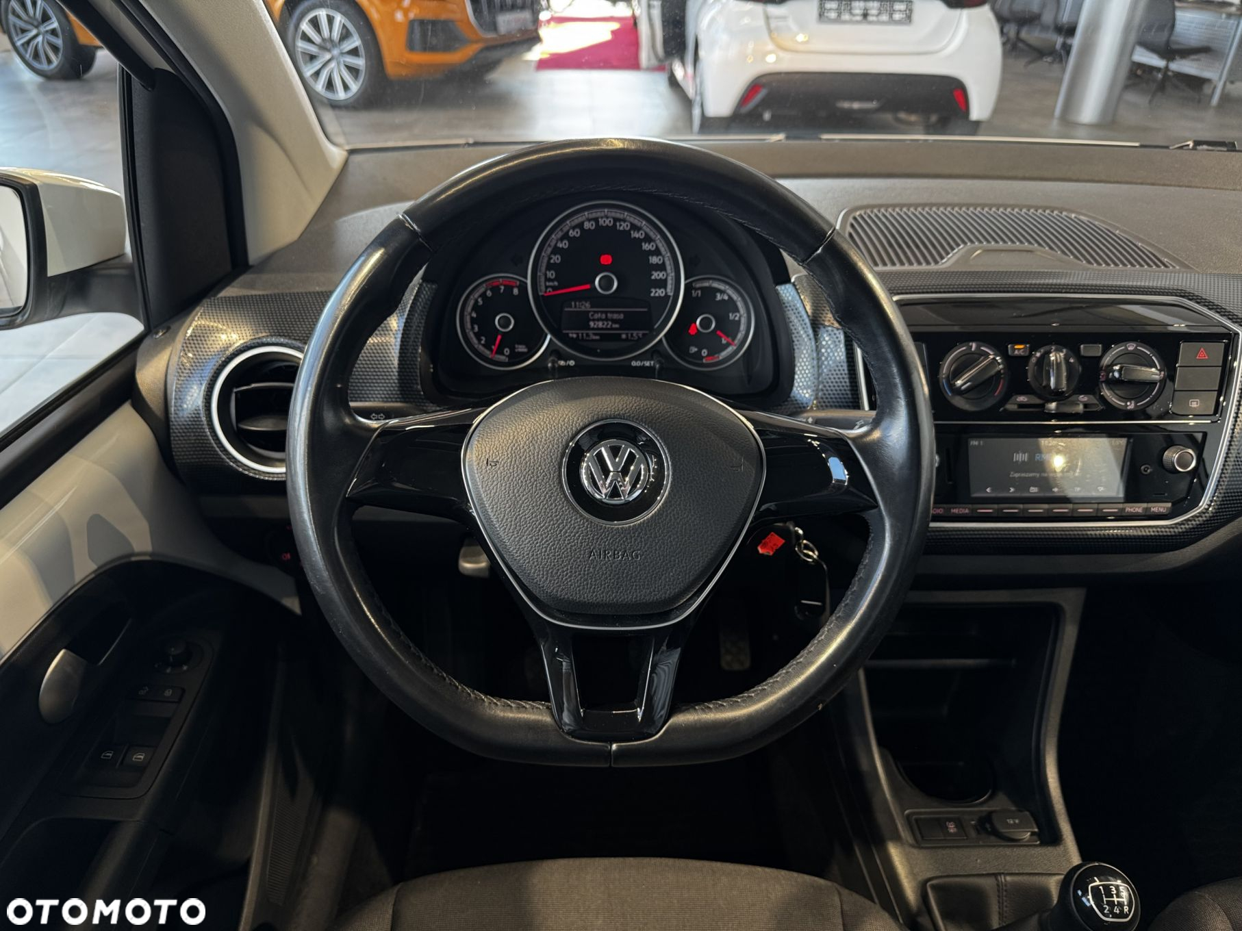 Volkswagen up! - 17