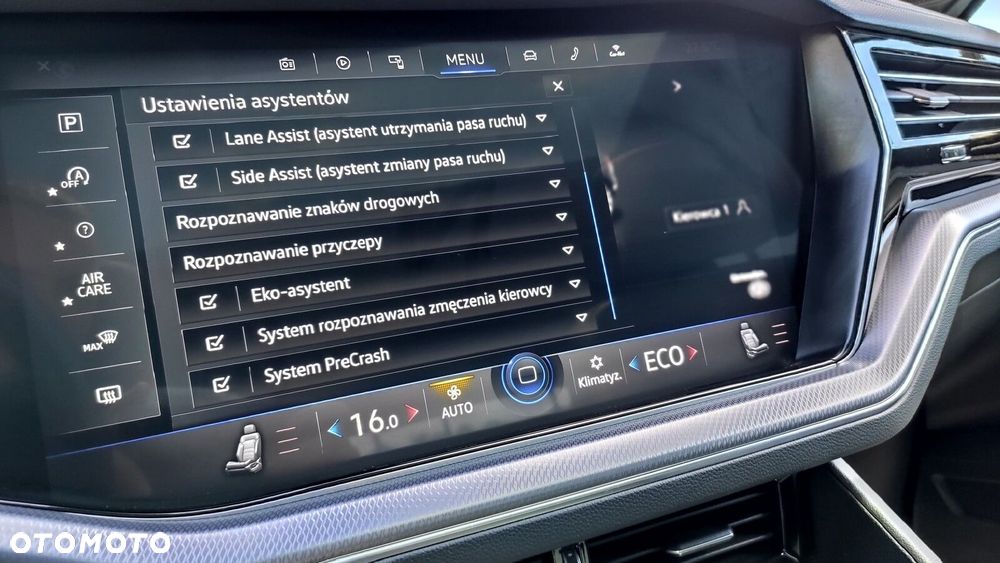 Volkswagen Touareg - 25