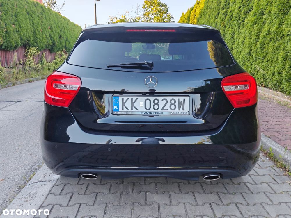 Mercedes-Benz Klasa A 180 d 7G-DCT Urban - 11