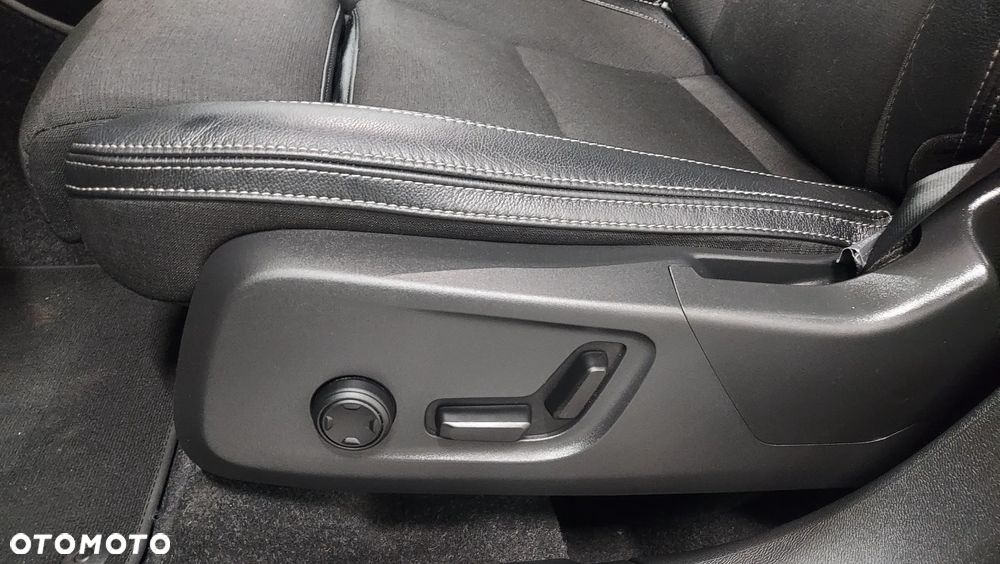 Volvo XC 40 D3 R-Design - 13