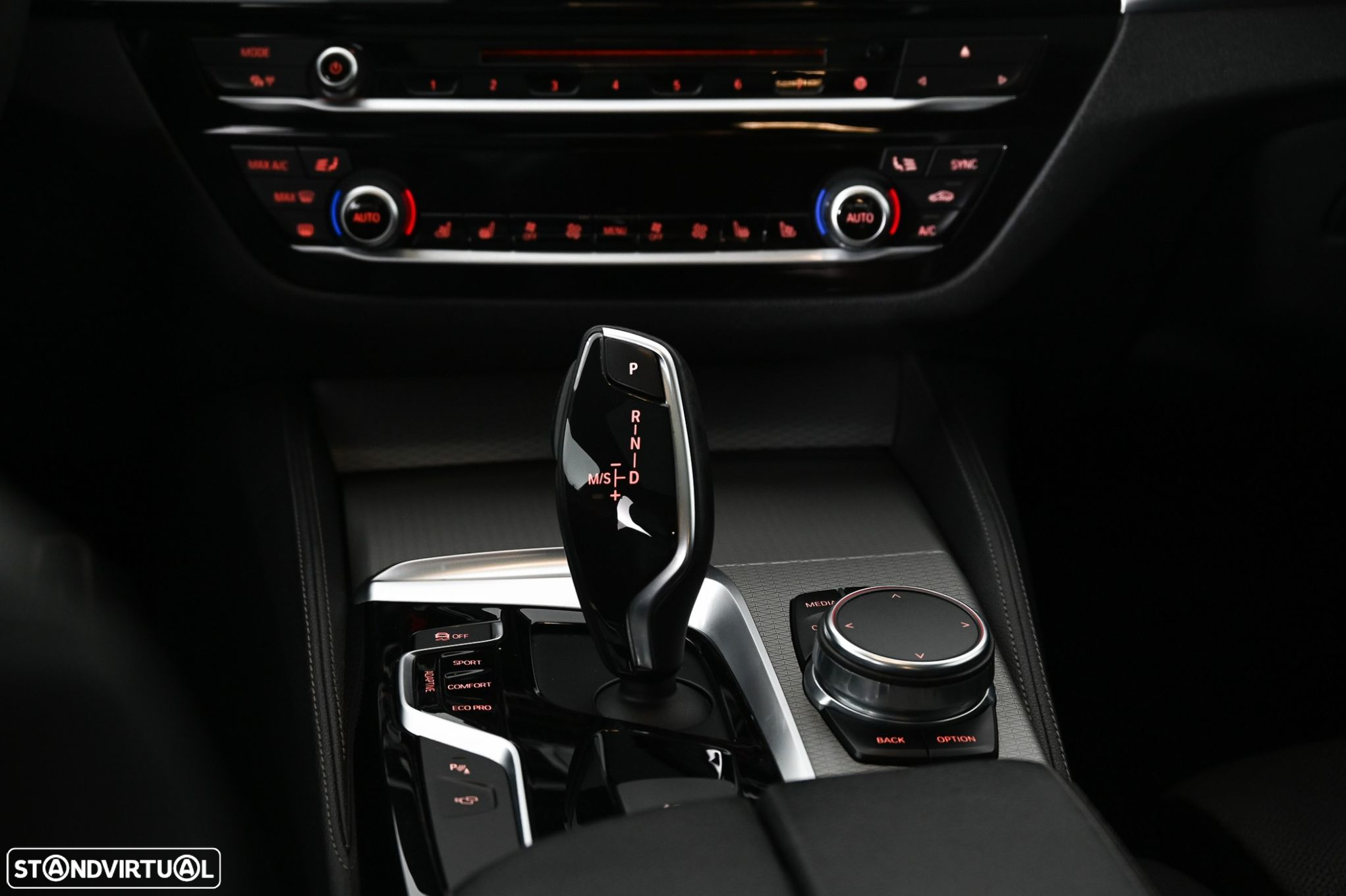 BMW 520 d xDrive Pack M Auto - 28