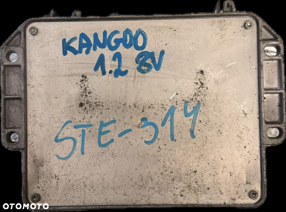 Sterownik KOMPUTER SILNIKA ECU RENAULT 7700112767 - 2
