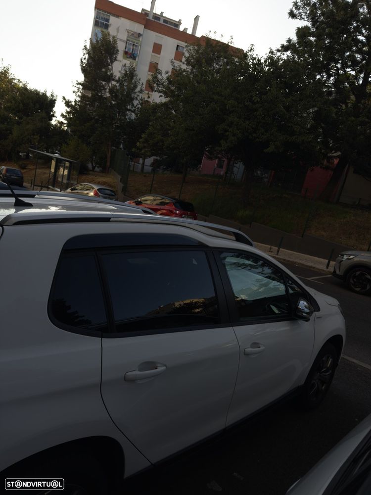 Peugeot 2008 1.2 PureTech Active - 2