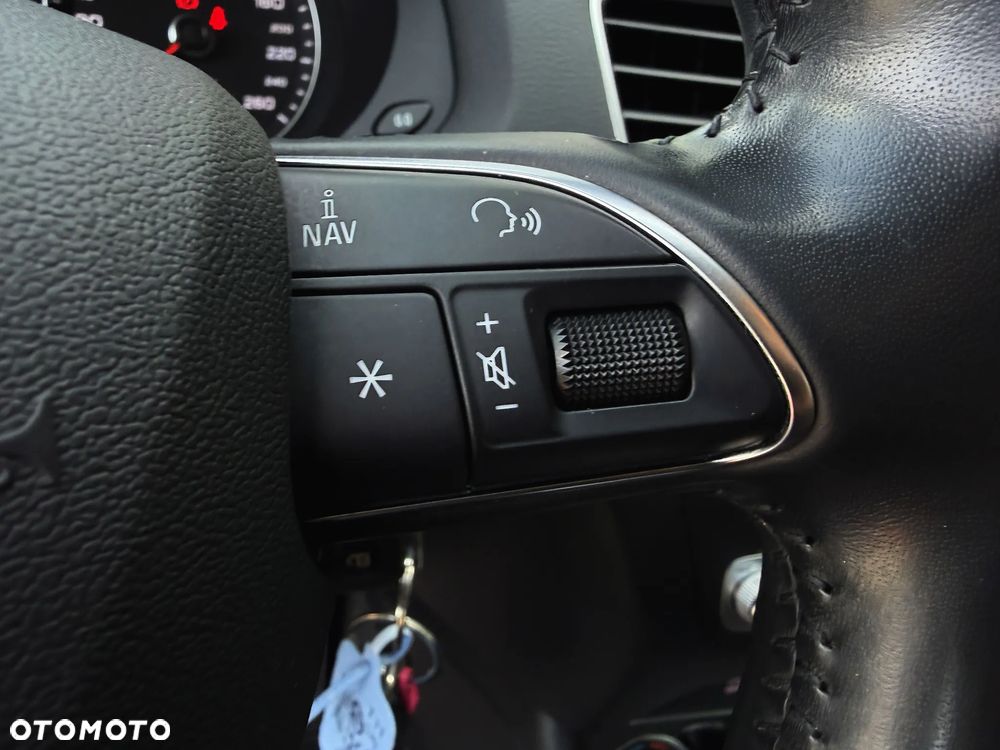 Audi Q3 1.4 TFSI S tronic - 27