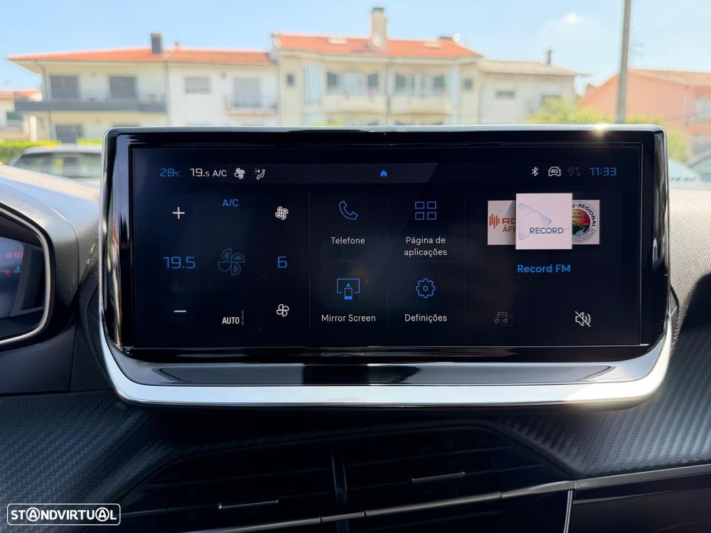 Peugeot 2008 1.2 Hybrid Allure e-DCS6 - 25