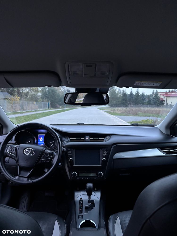 Toyota Avensis 2.0 Premium MS - 14