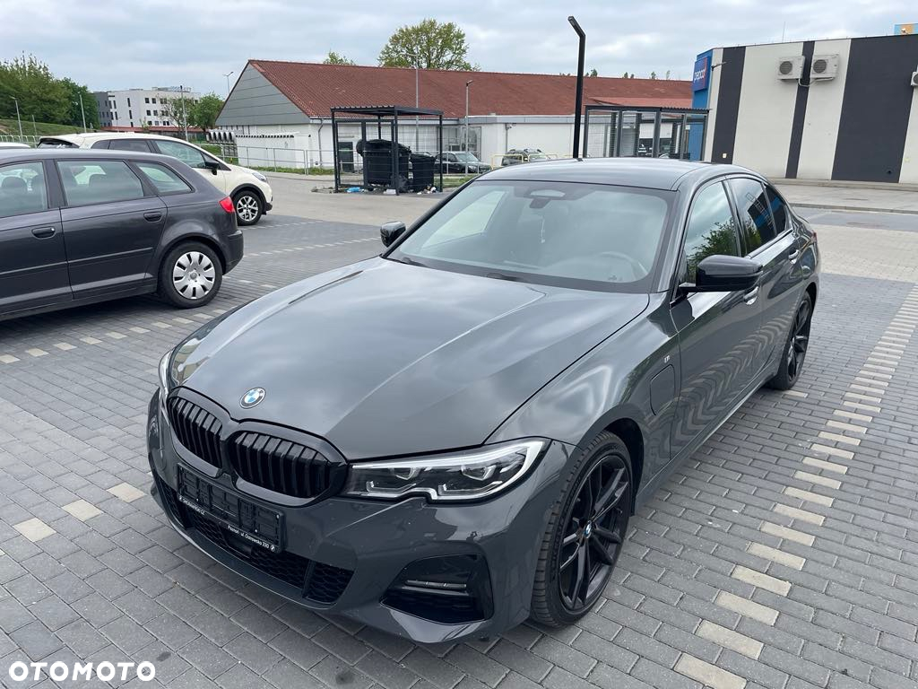 BMW Seria 3 - 12