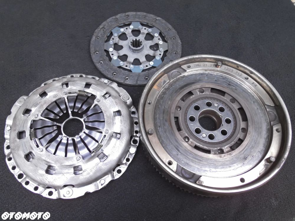 BMW E46 LIFT SPRZĘGŁO KOMPLETNE LUK KOŁO DWUMASOWE DOCISK TARCZA JAK NOWE 1223712 123039210 KRÓTKO UŻYWANE MAŁY PRZEBIEG - 3
